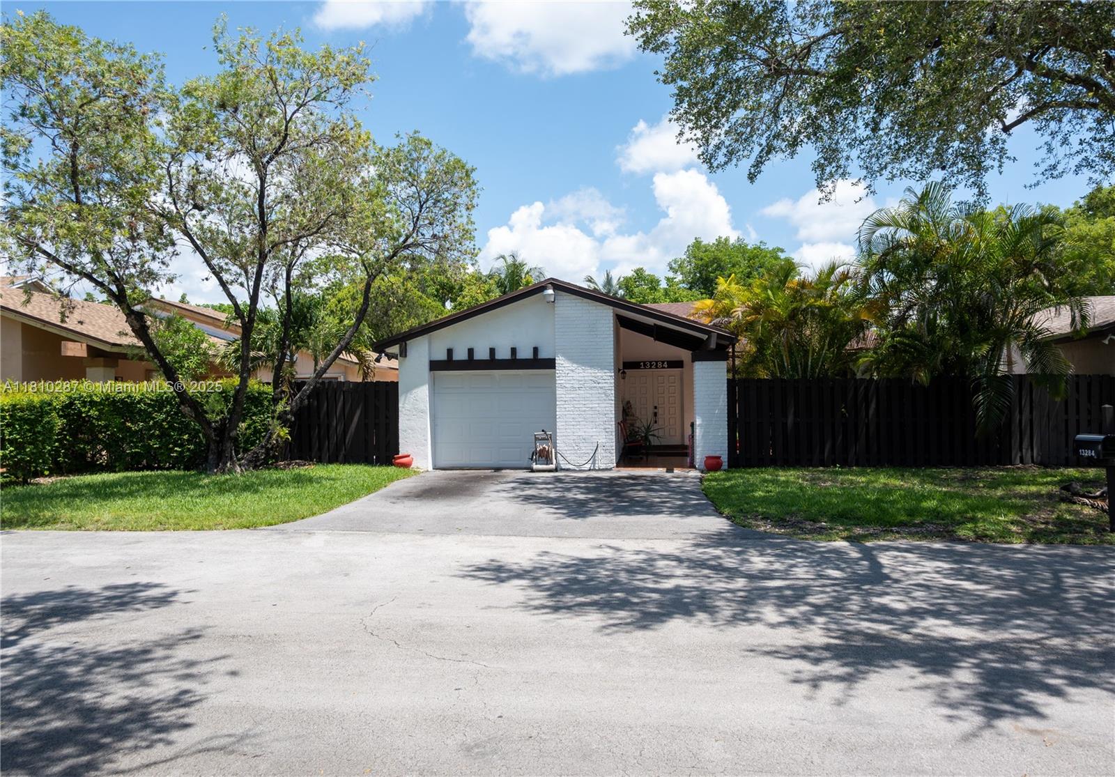 CROSSINGS SEC 6 THE - Residential