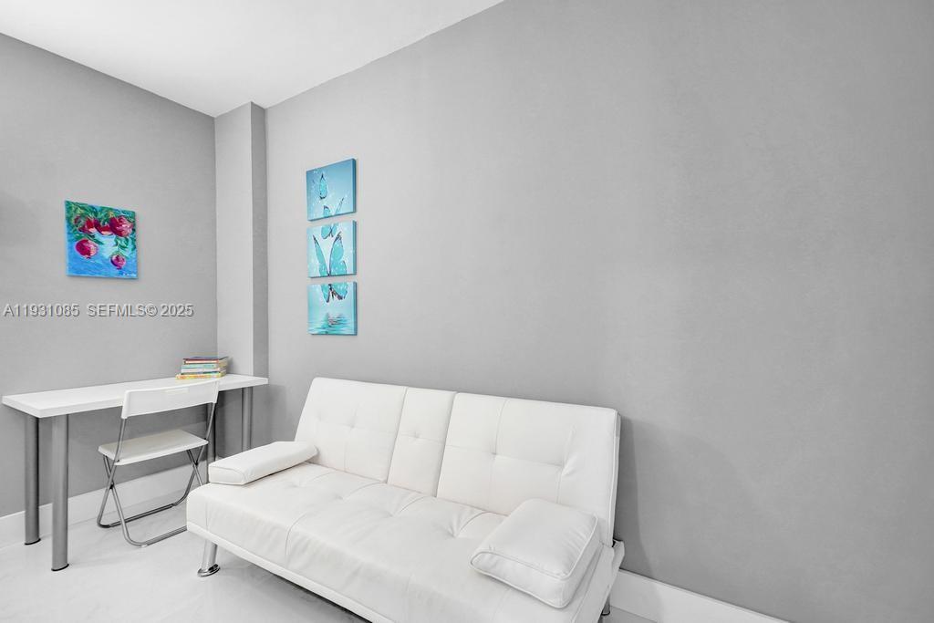 OCEANVIEW BUILDING B COND - Residential