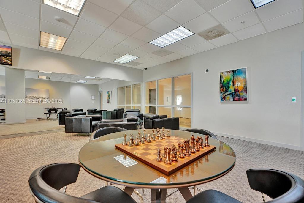 OCEANVIEW BUILDING B COND - Residential