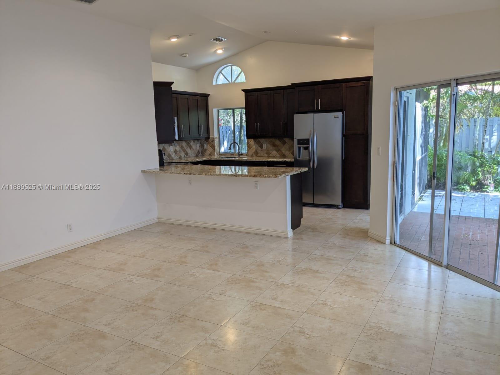 COUNTRY ISLES GARDEN HOME - Residential Lease