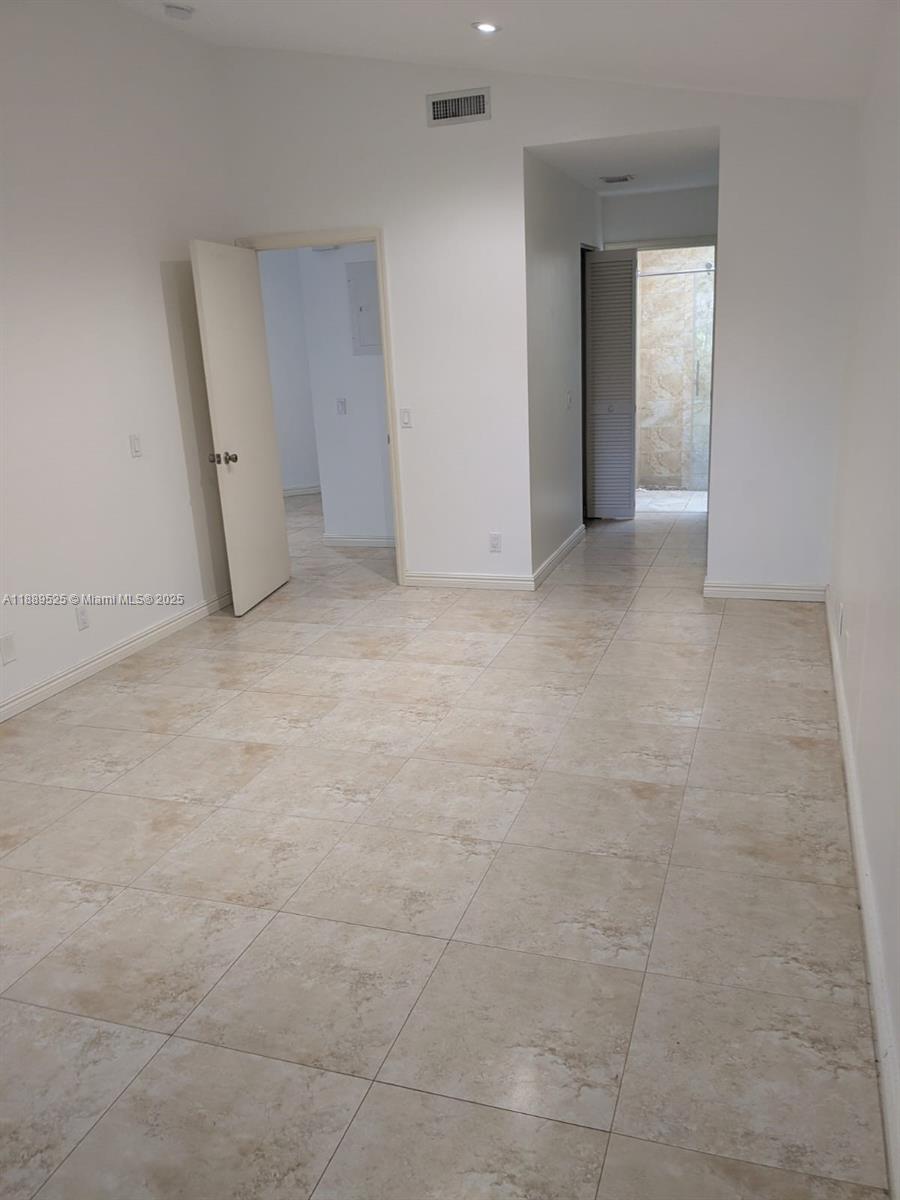 COUNTRY ISLES GARDEN HOME - Residential Lease