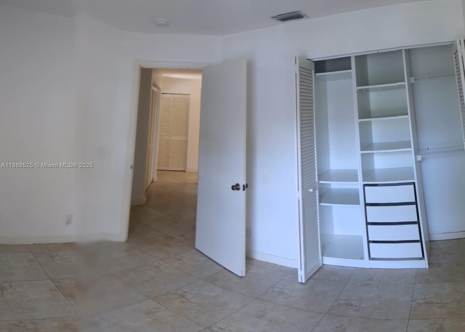 COUNTRY ISLES GARDEN HOME - Residential Lease
