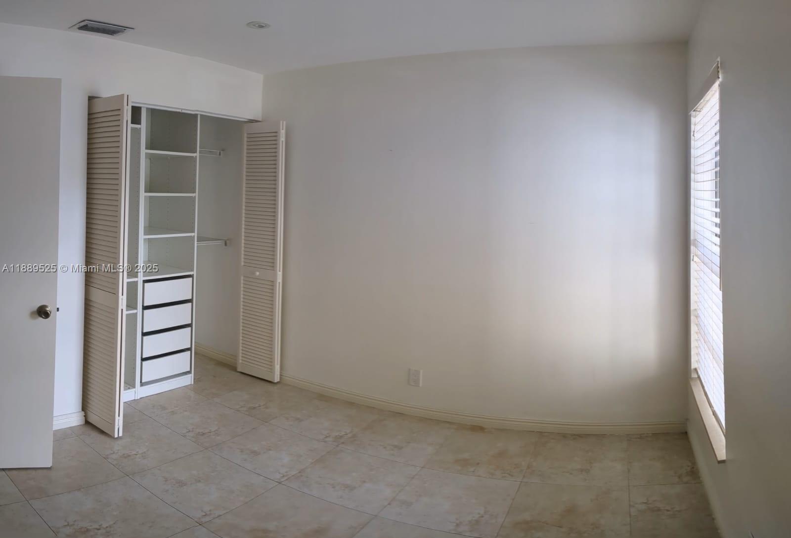 COUNTRY ISLES GARDEN HOME - Residential Lease