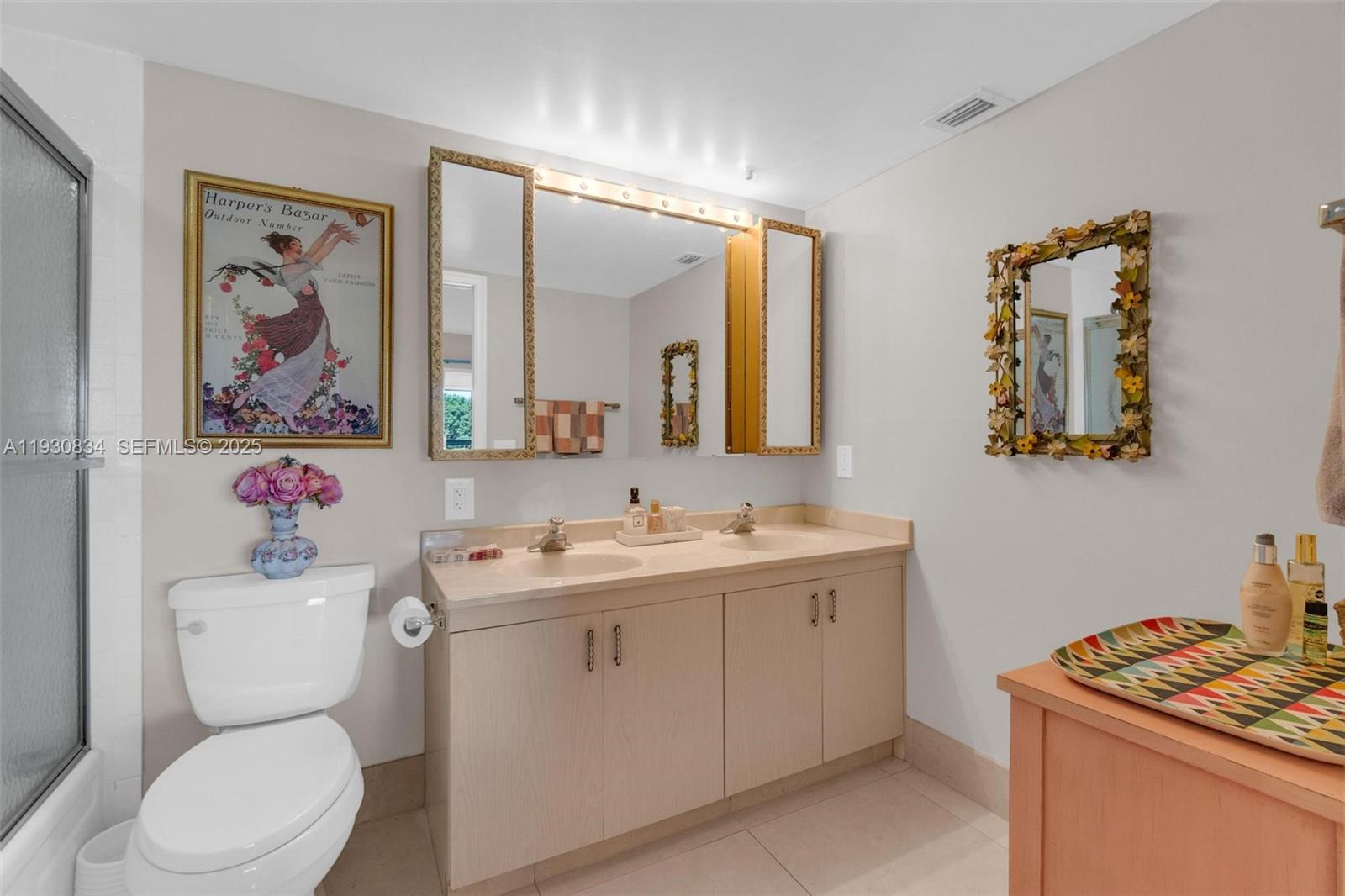 MARTINIQUE VILLAGE II C C - Residential