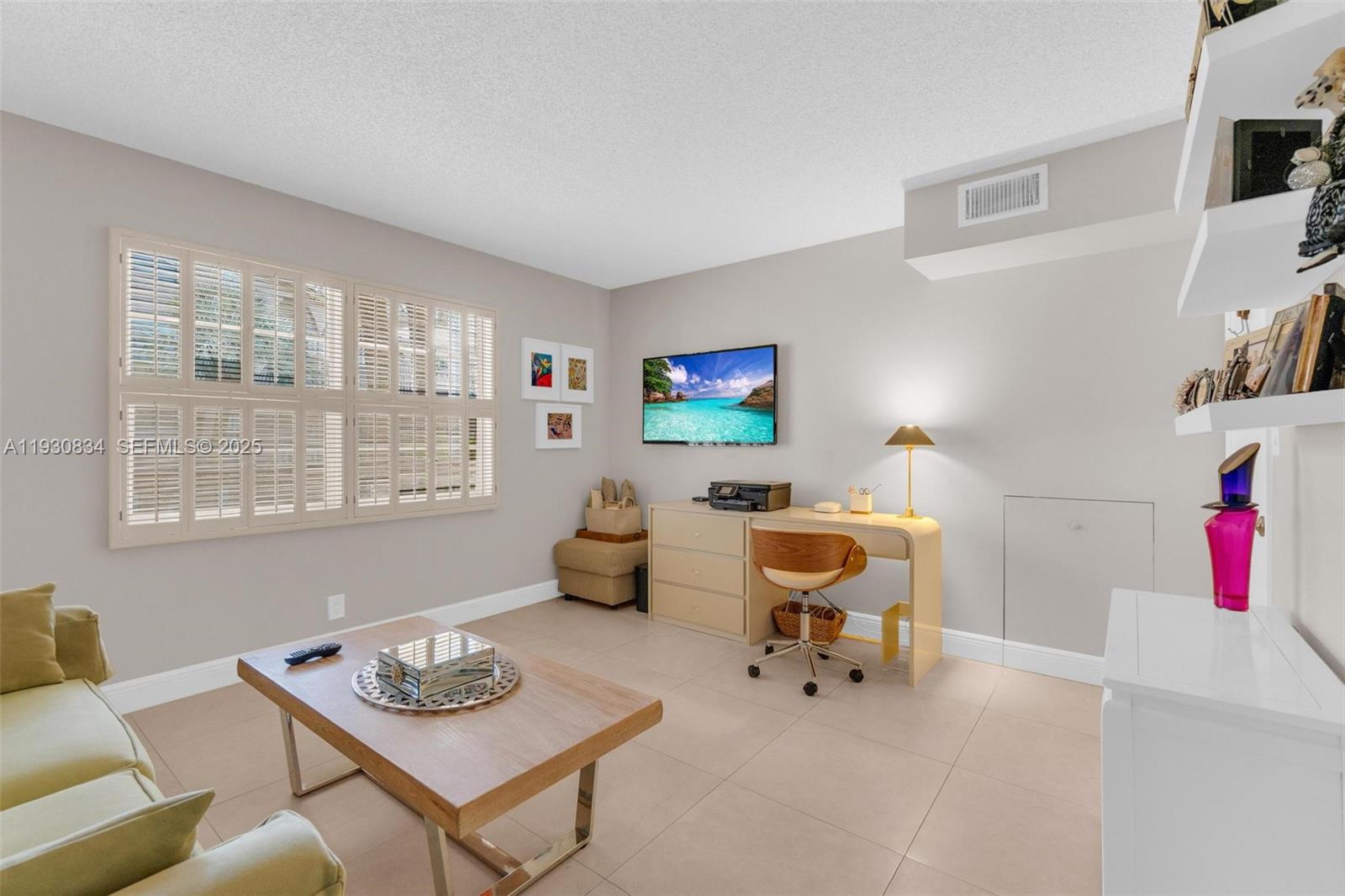 MARTINIQUE VILLAGE II C C - Residential