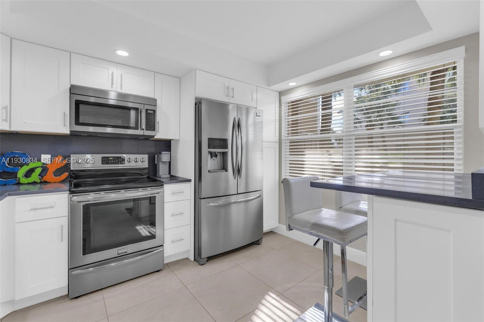 MARTINIQUE VILLAGE II C C - Residential