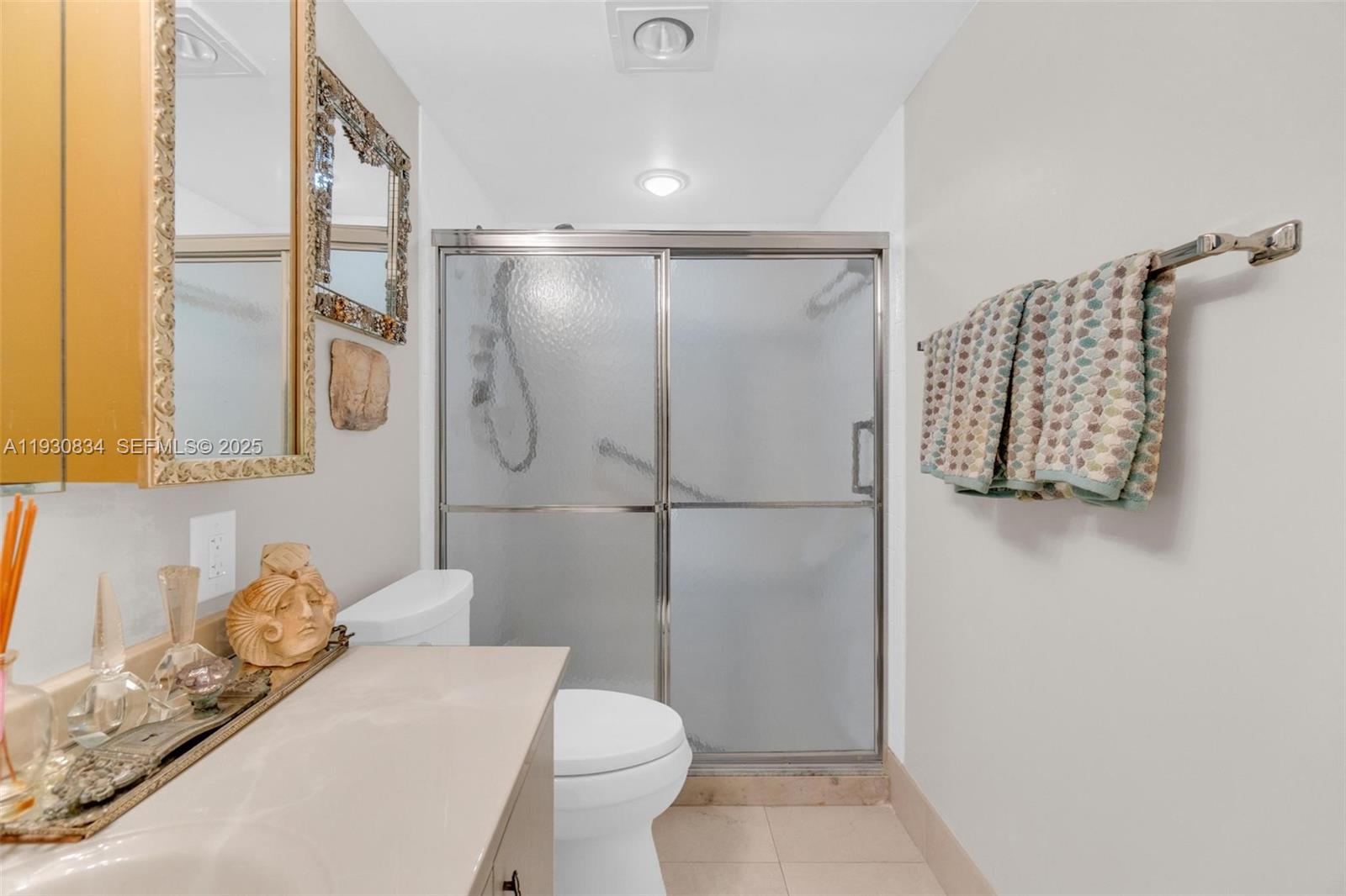 MARTINIQUE VILLAGE II C C - Residential