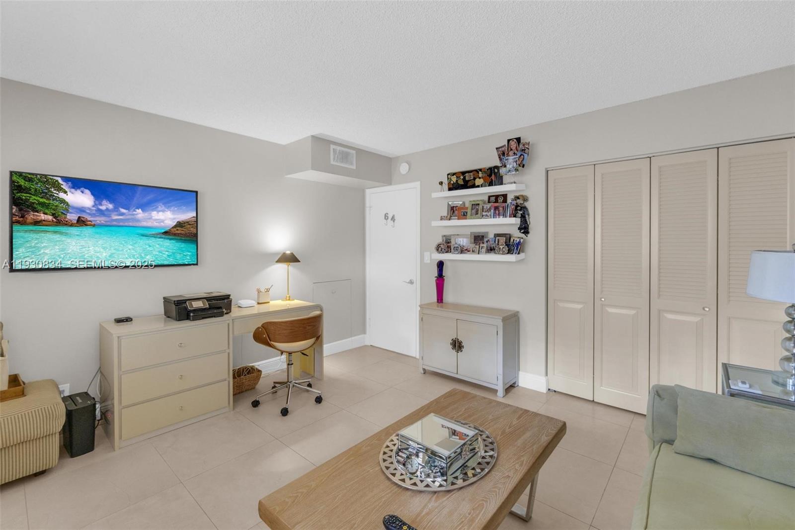 MARTINIQUE VILLAGE II C C - Residential