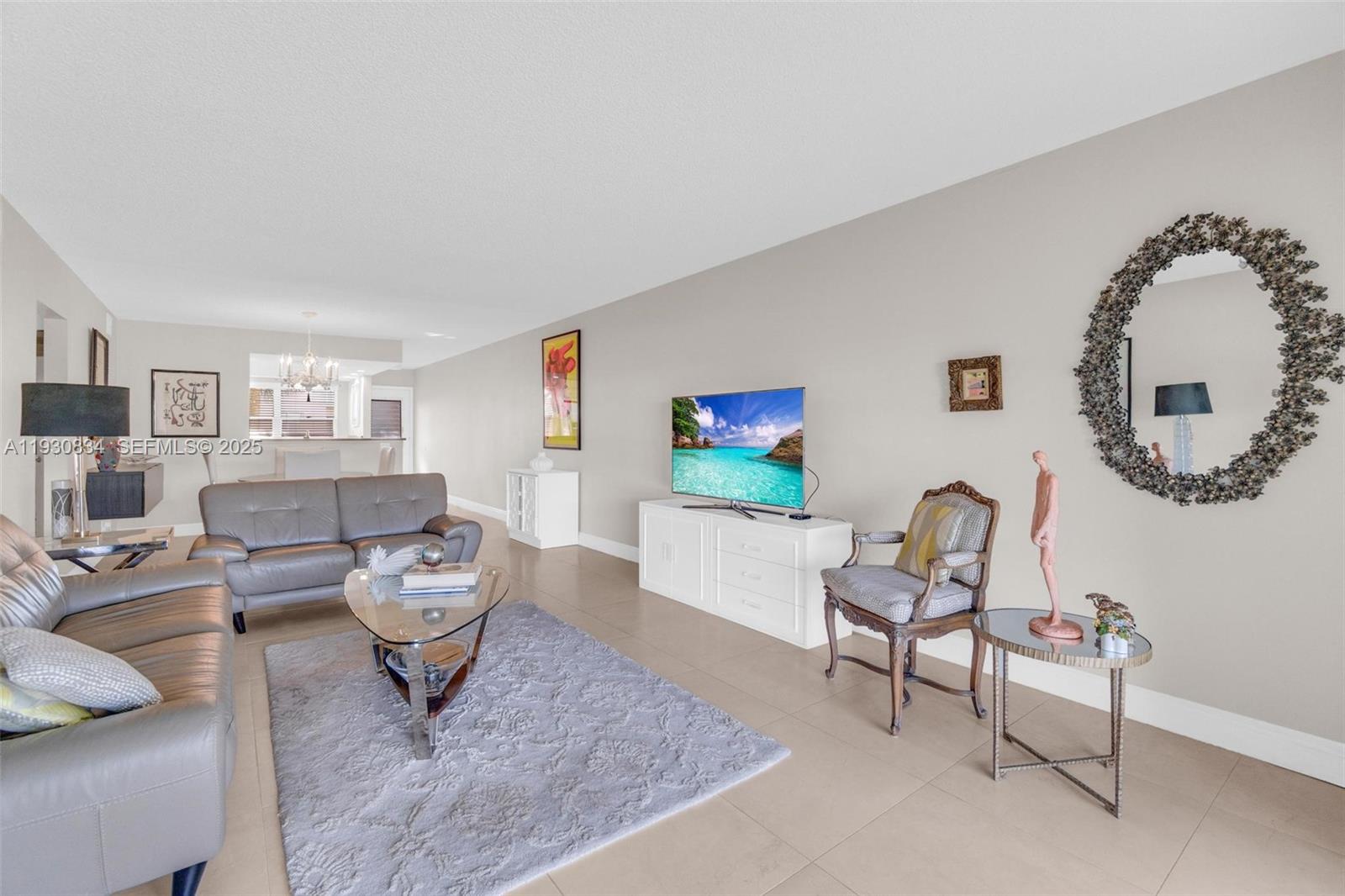 MARTINIQUE VILLAGE II C C - Residential