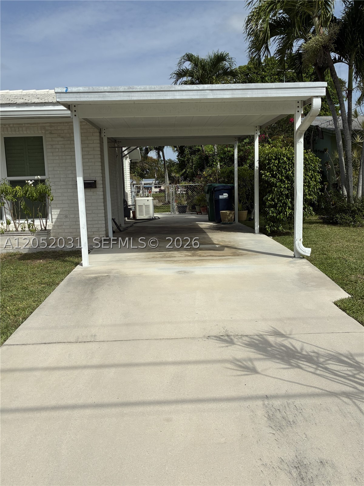 19120 Bel Aire Dr