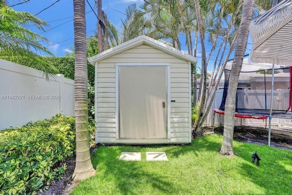 IMPERIAL POINT 5 SEC - Residential