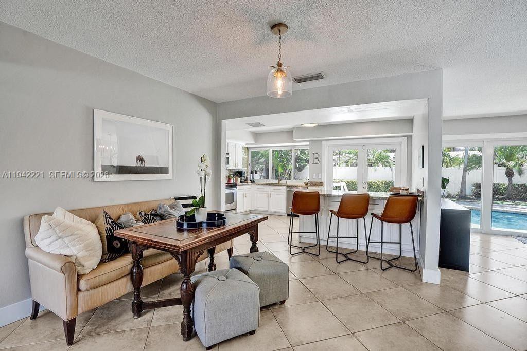 IMPERIAL POINT 5 SEC - Residential