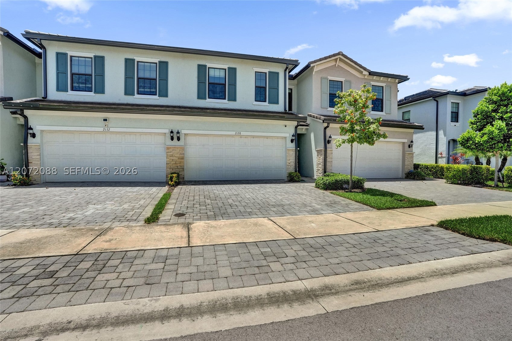 2138 S Appleton Cir S