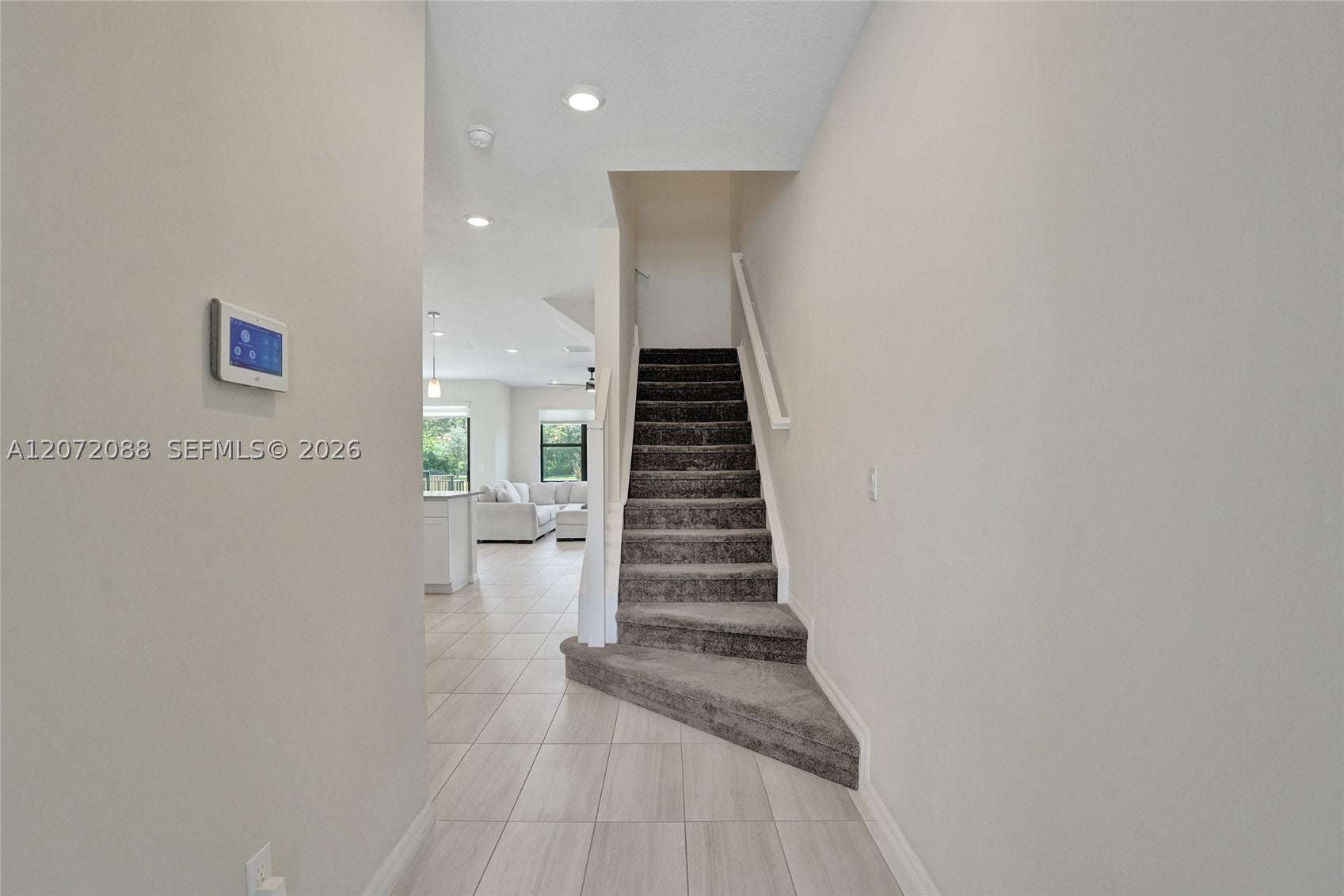 2138 S Appleton Cir S