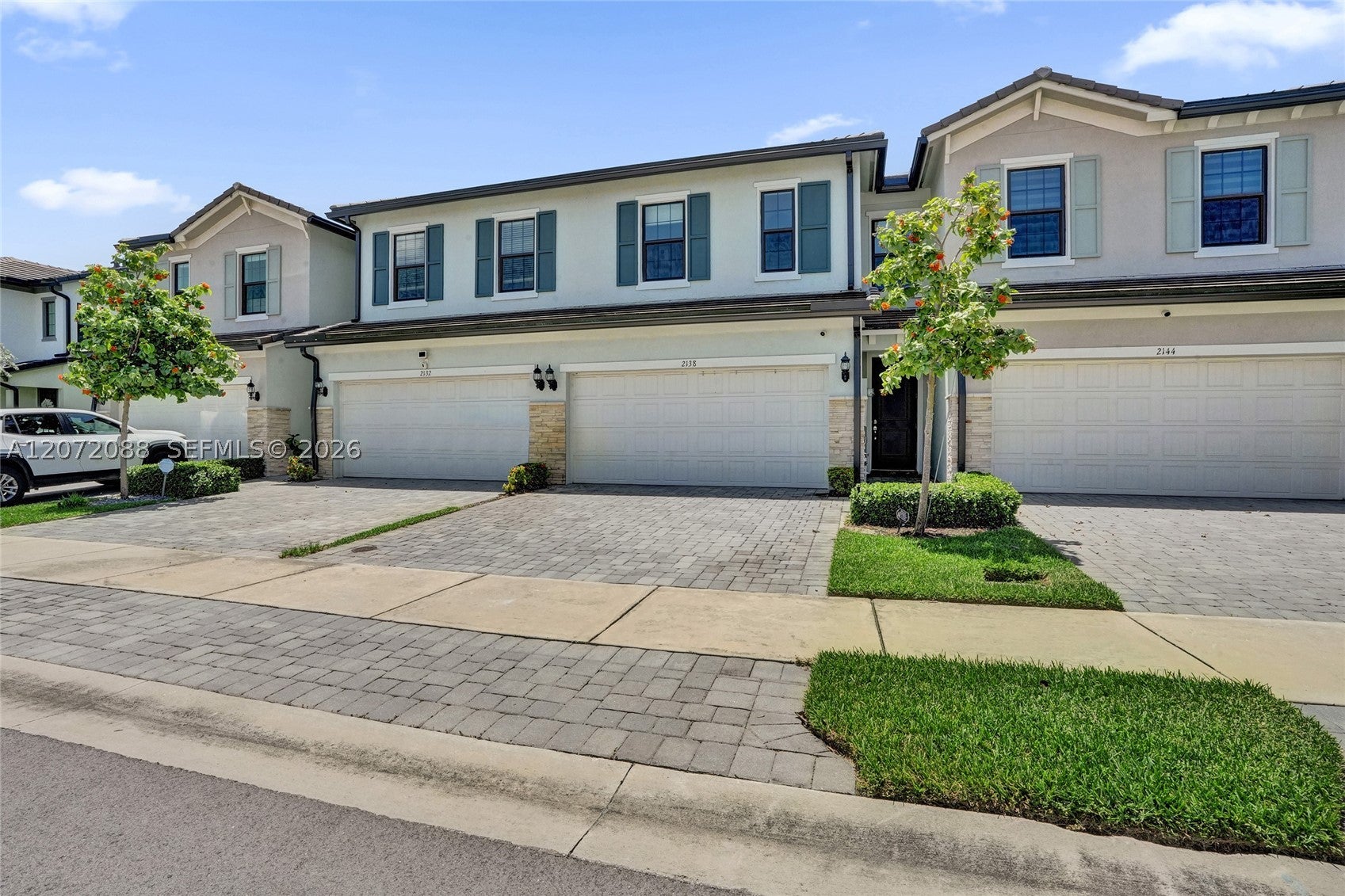 2138 S Appleton Cir S