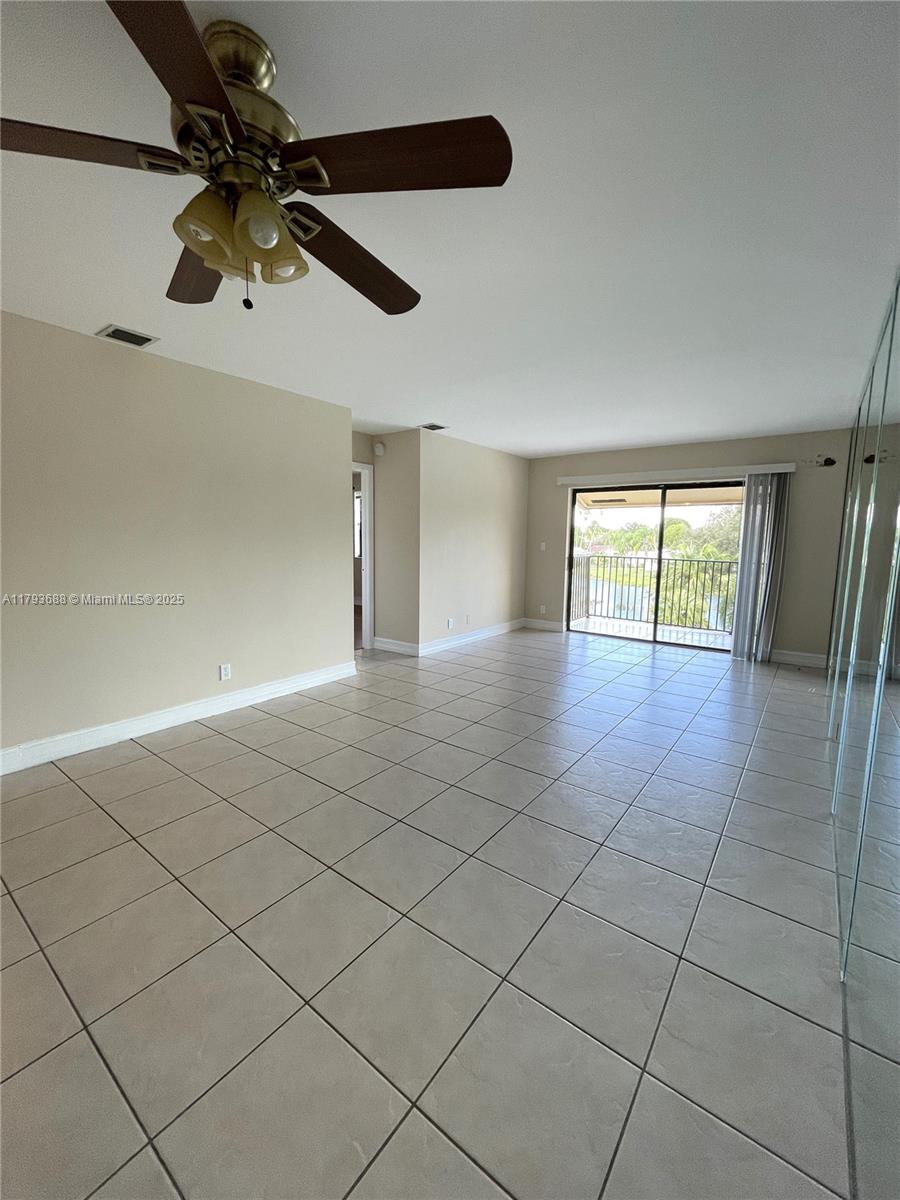 11453 NW 39th Ct 310-2