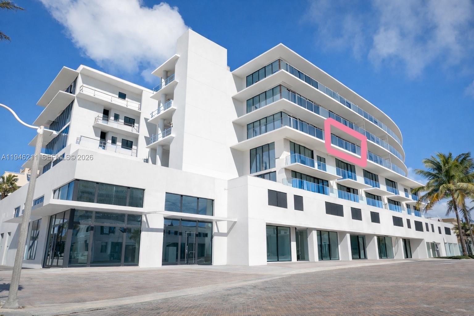 Eturna Residences - Residential