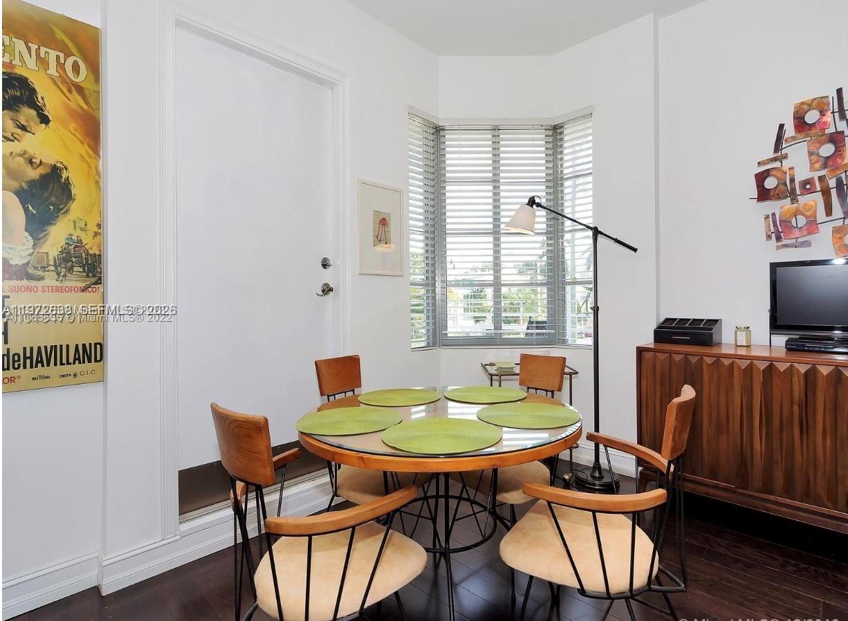 ELEVEN CONDO - Residential Lease