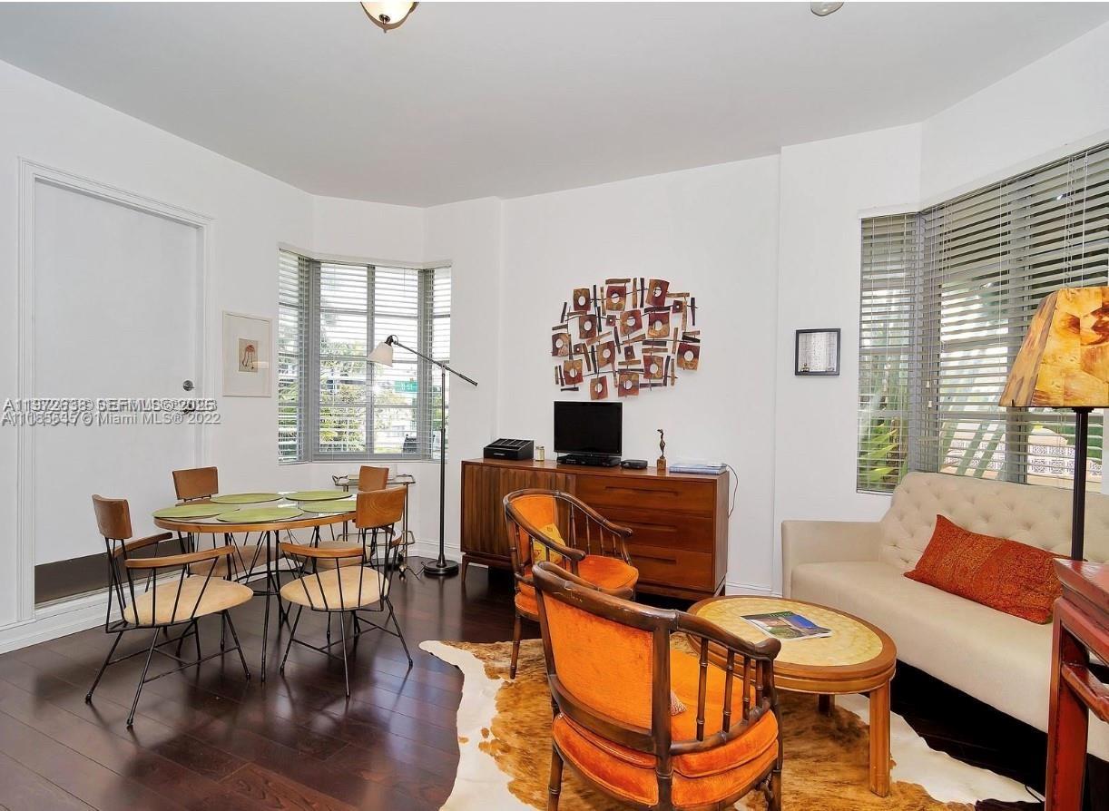ELEVEN CONDO - Residential Lease