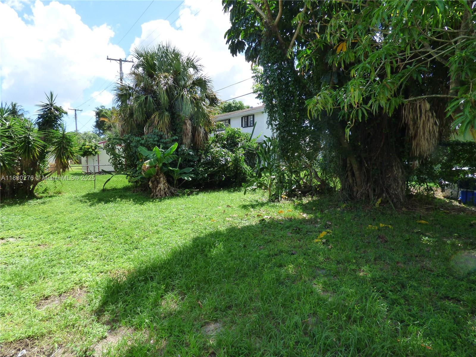 ACADEMY AWARD SEC 4 REPLA - Residential Lease