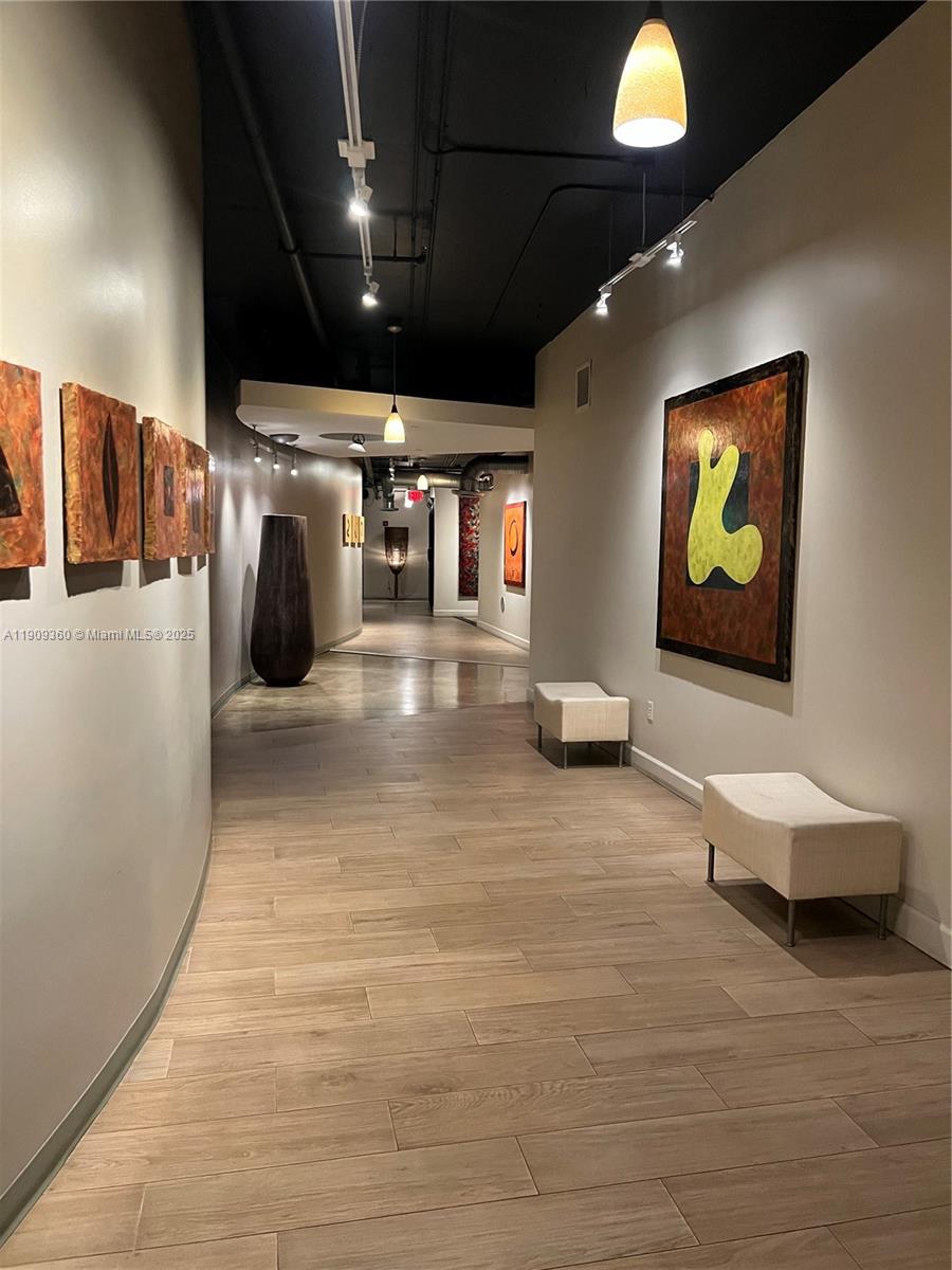 NEO CONDO - Residential Lease