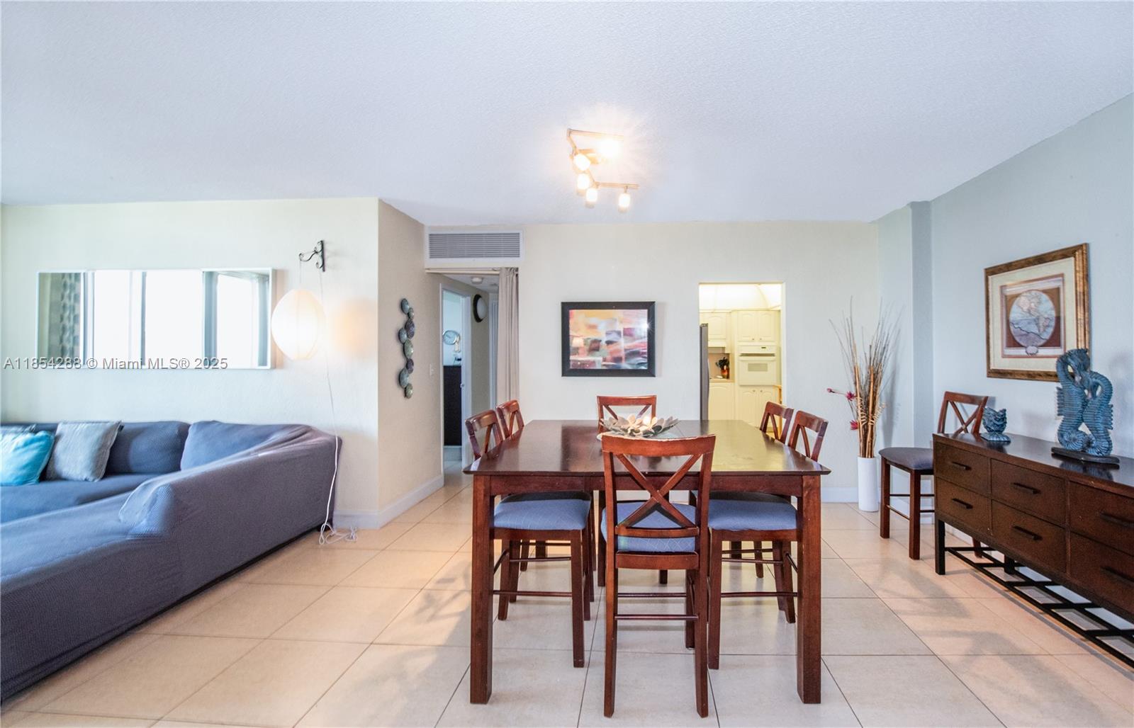 TIDES ON HOLLYWOOD BEACH - Residential Lease