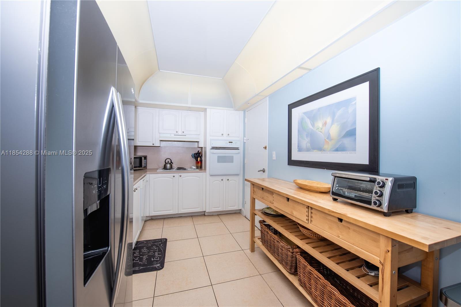 TIDES ON HOLLYWOOD BEACH - Residential Lease