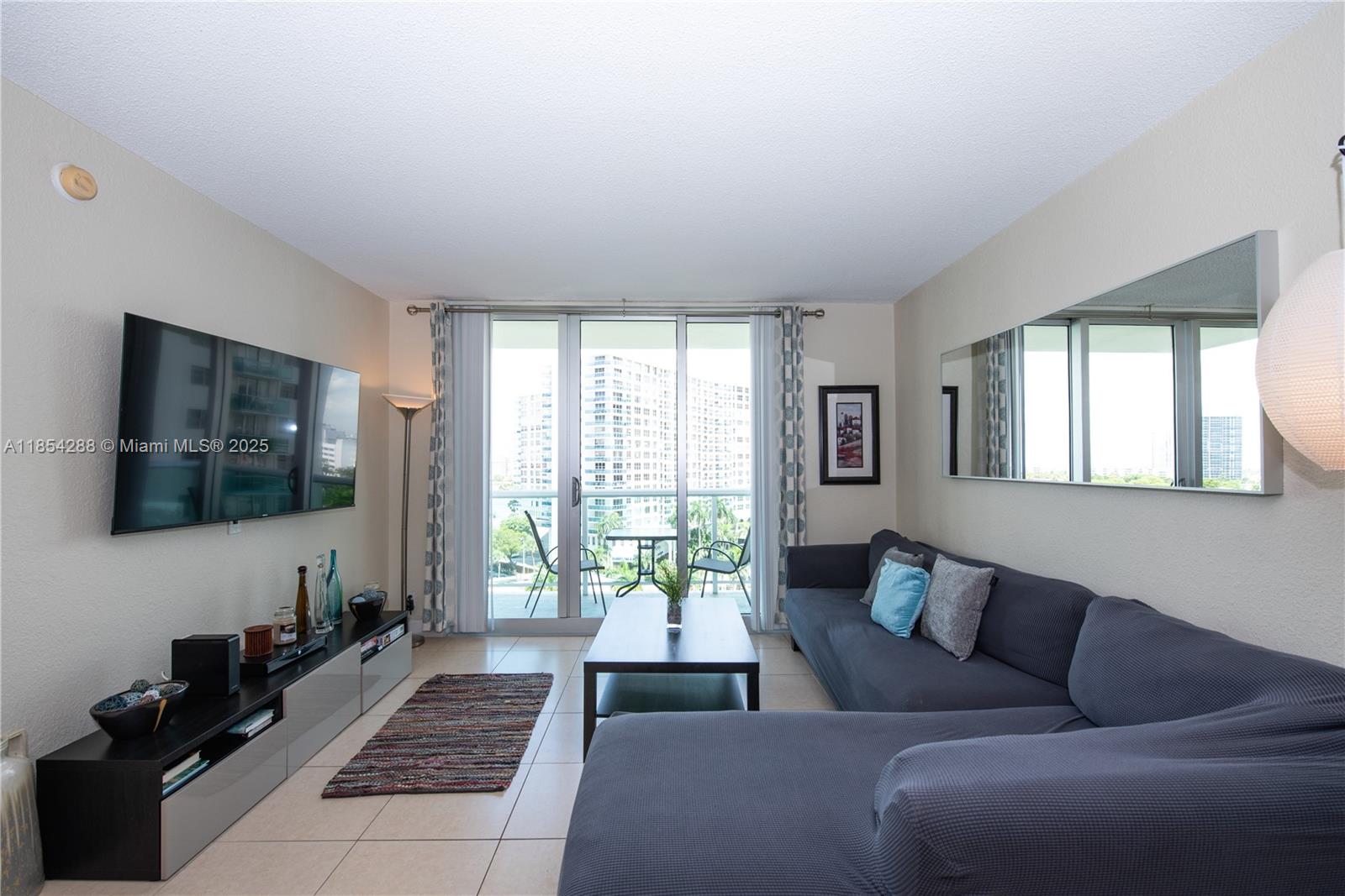 TIDES ON HOLLYWOOD BEACH - Residential Lease