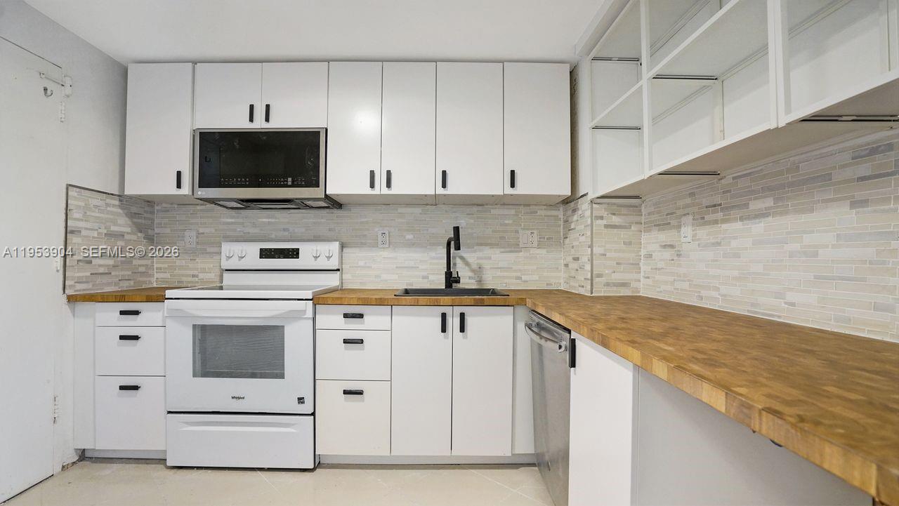 APOLLO CONDO - Residential