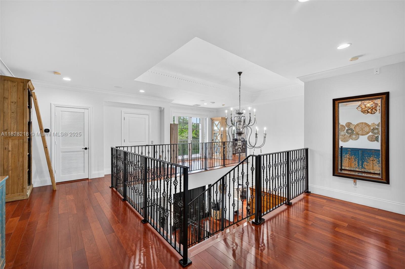 RIO VISTA ISLES - Residential