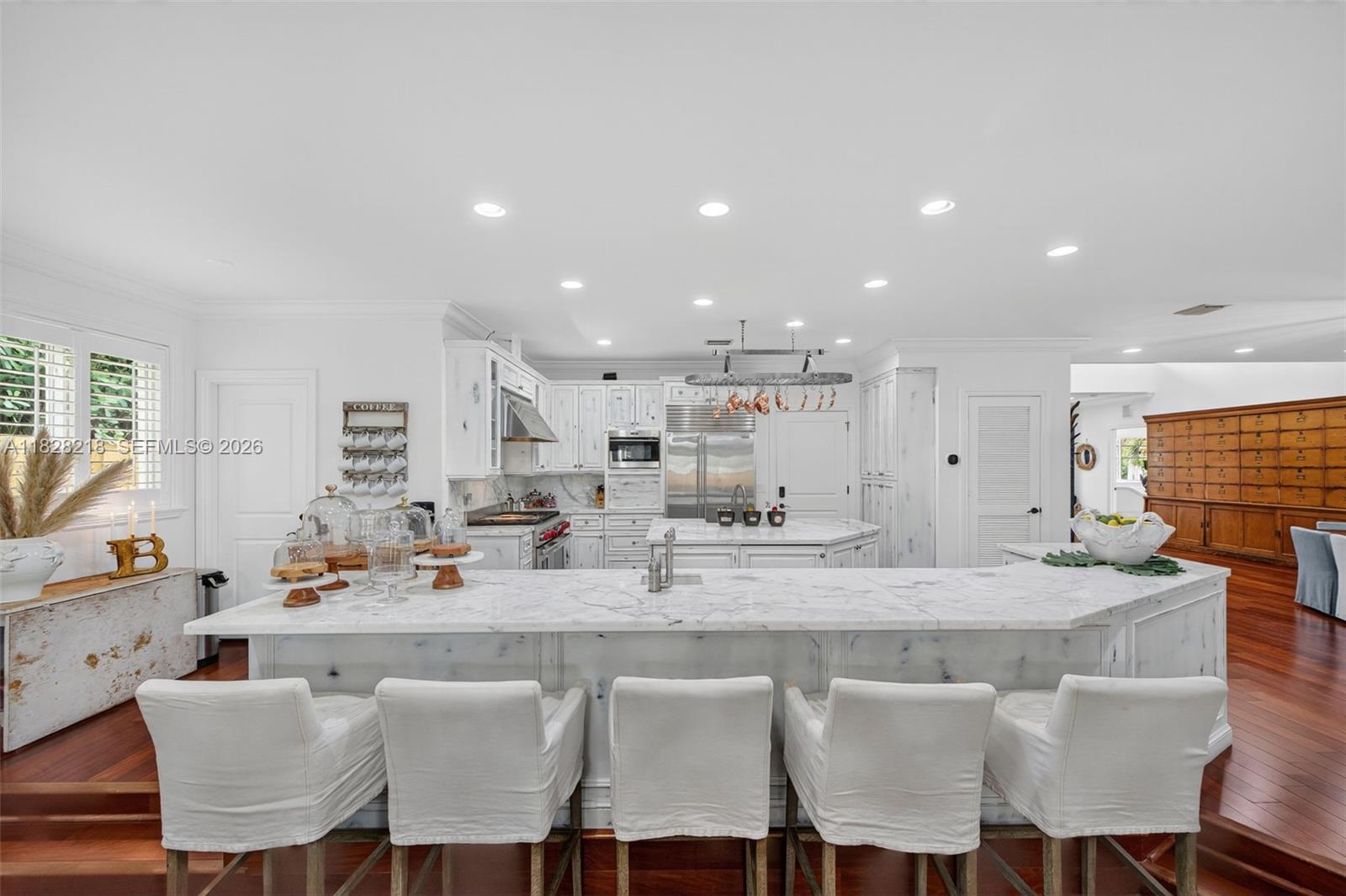 RIO VISTA ISLES - Residential