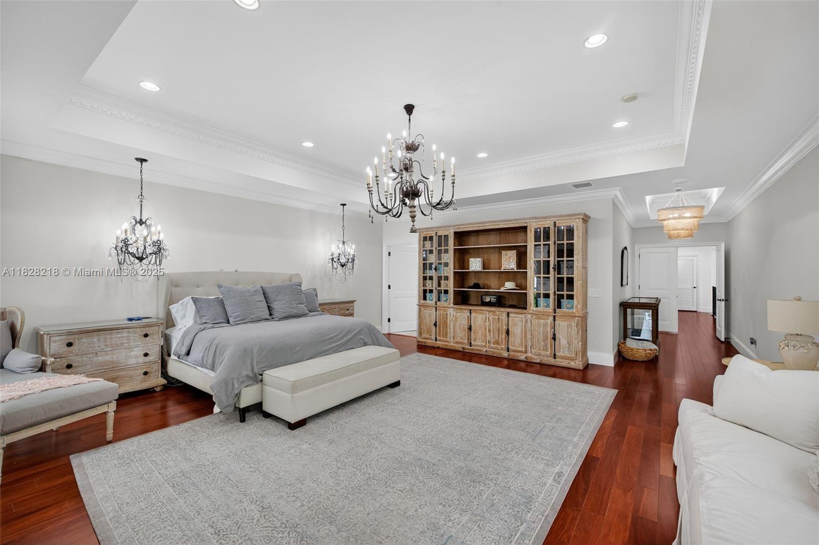 RIO VISTA ISLES - Residential