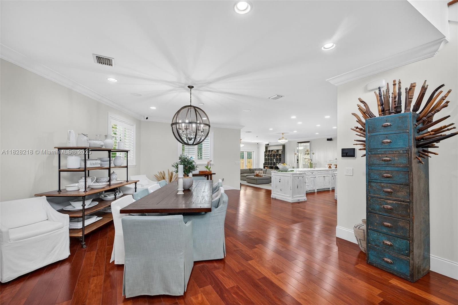 RIO VISTA ISLES - Residential