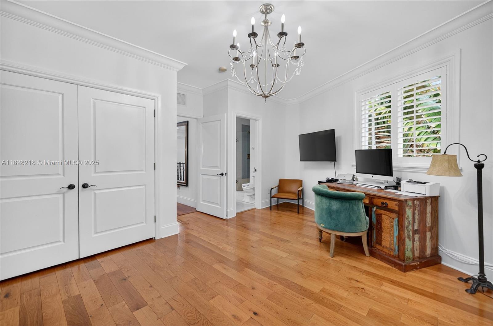 RIO VISTA ISLES - Residential