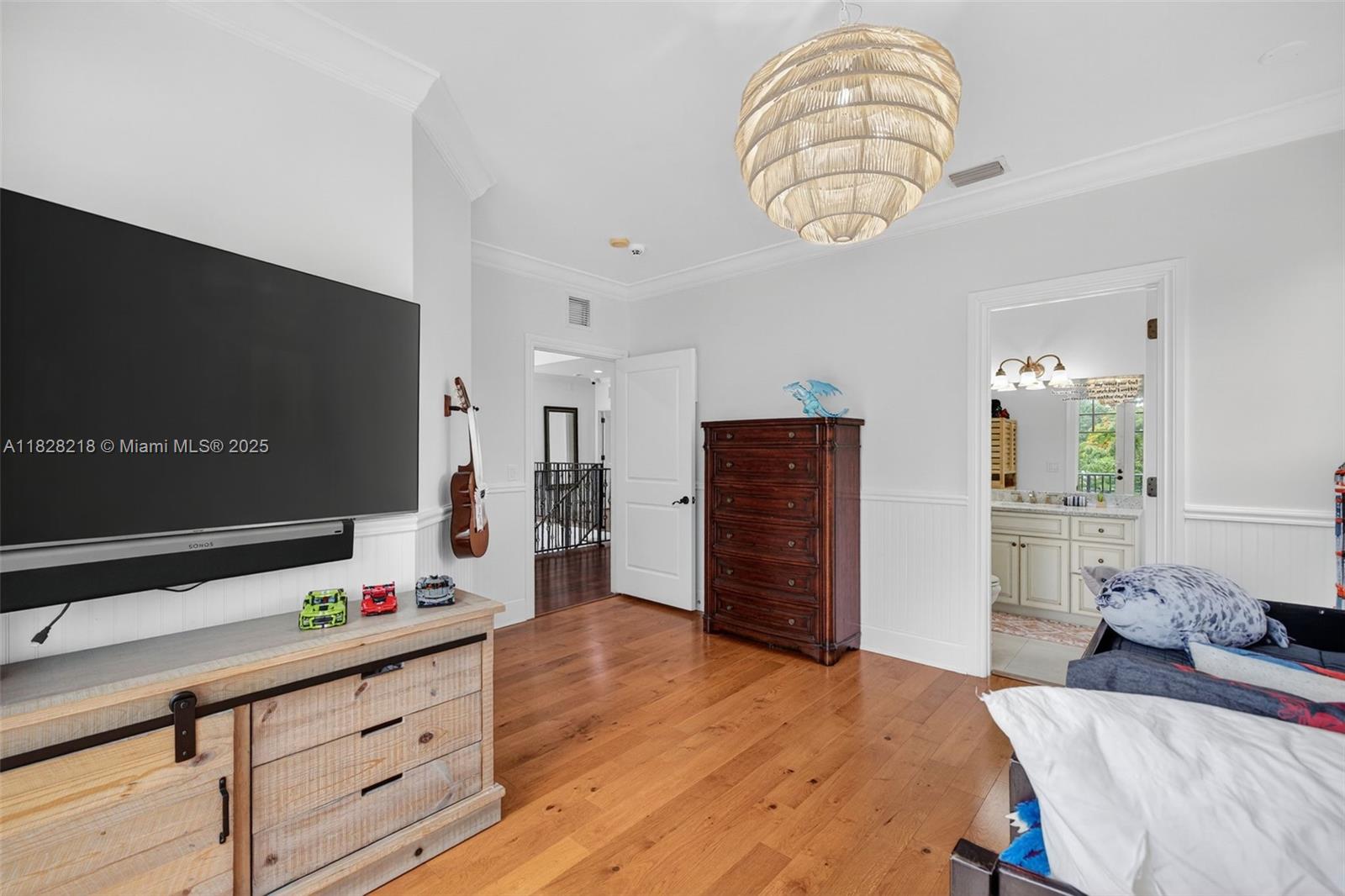 RIO VISTA ISLES - Residential