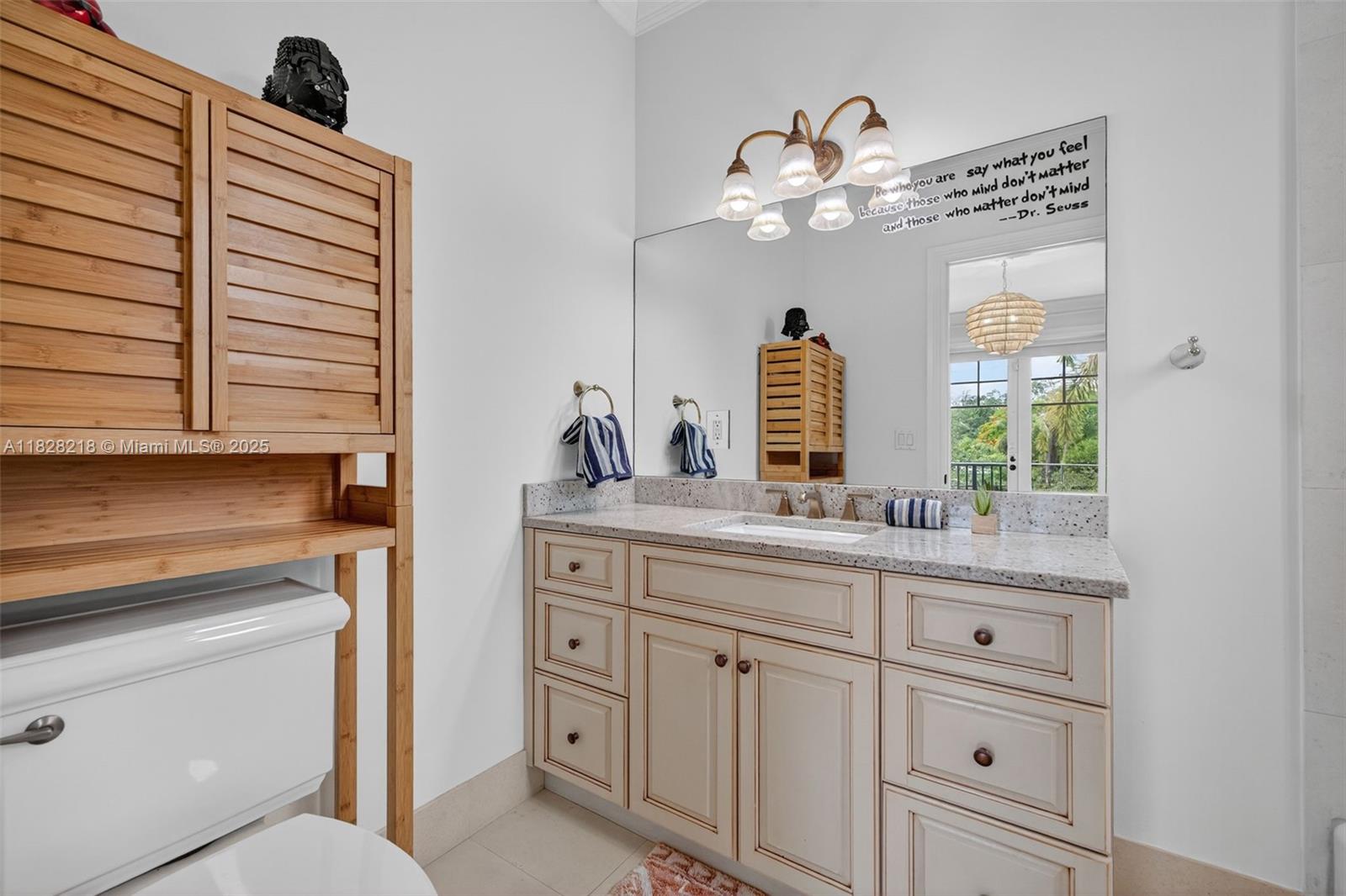 RIO VISTA ISLES - Residential