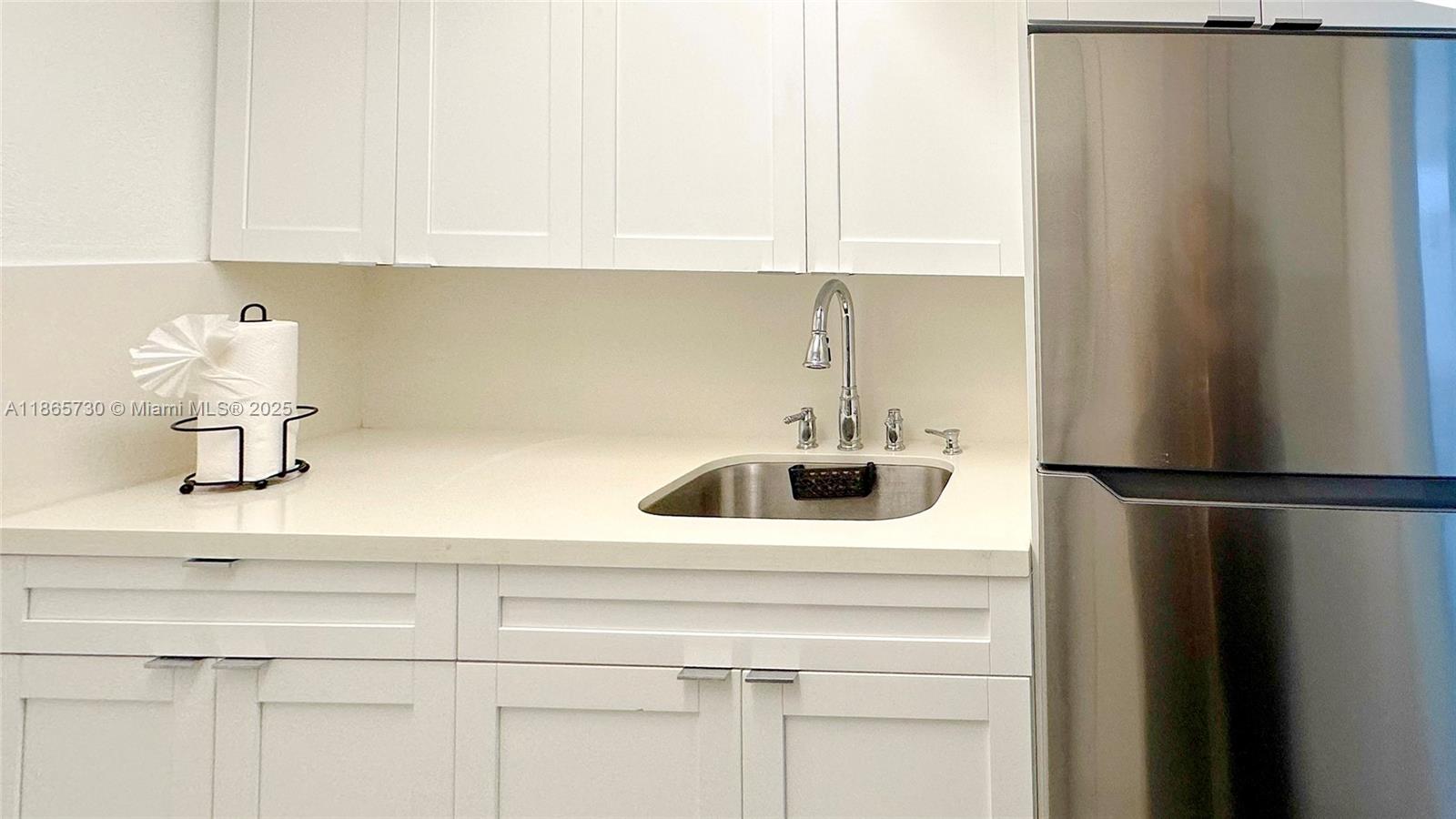 THE AVENTURA BEACH CLUB C - Residential