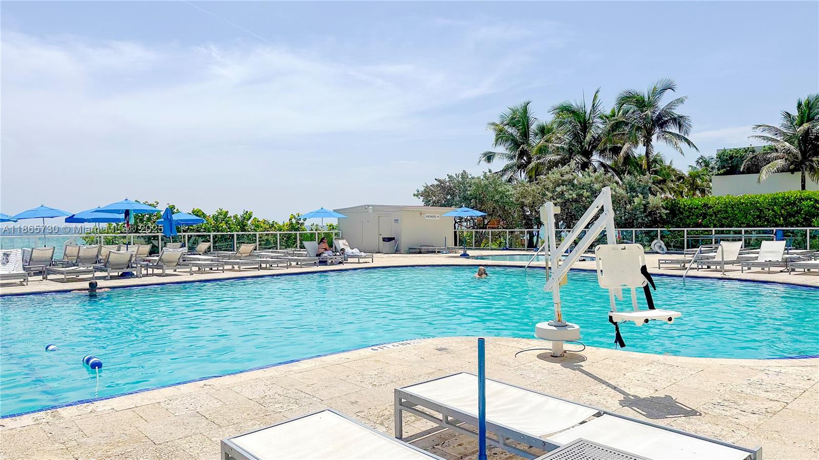 THE AVENTURA BEACH CLUB C - Residential