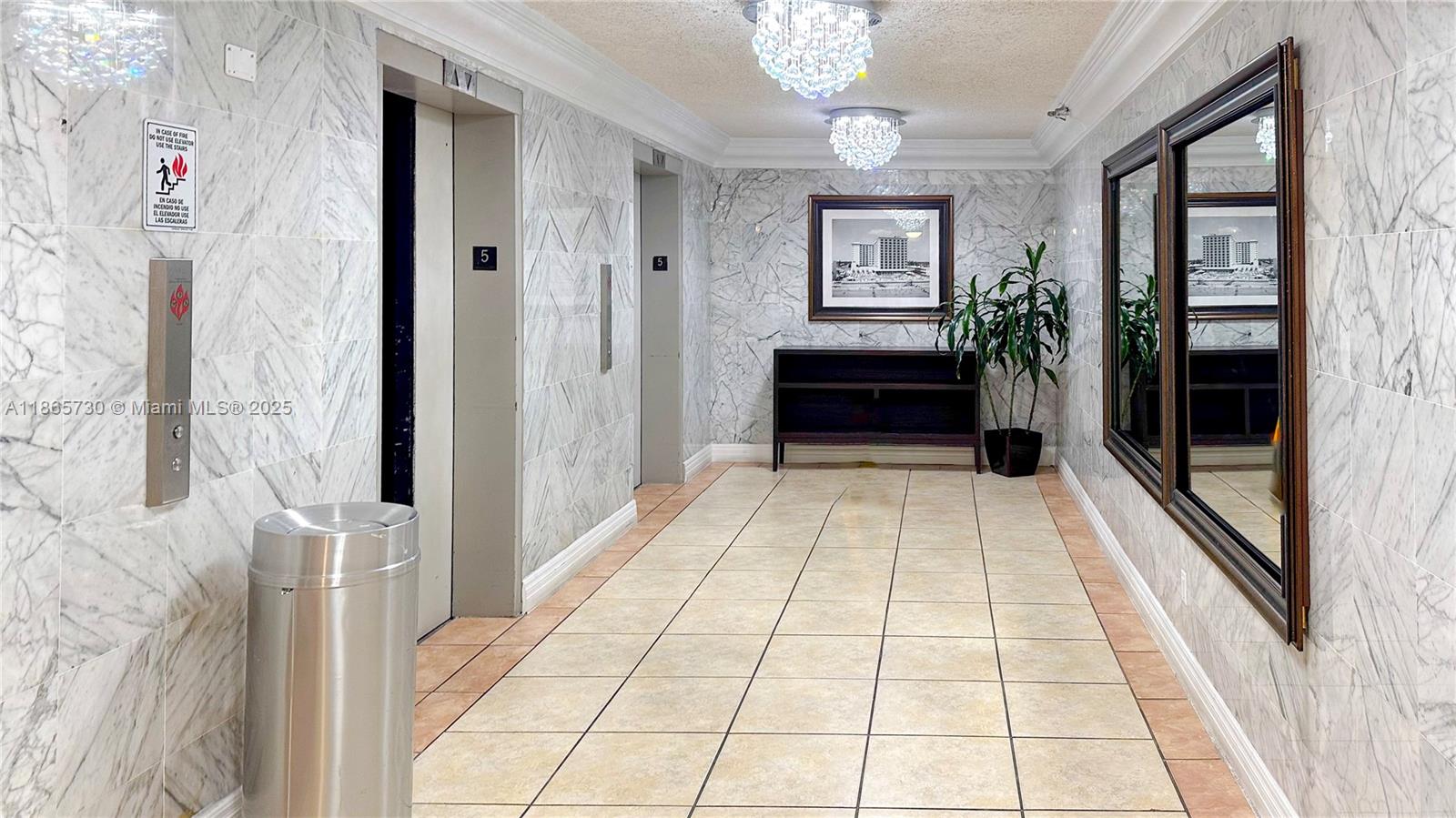 THE AVENTURA BEACH CLUB C - Residential