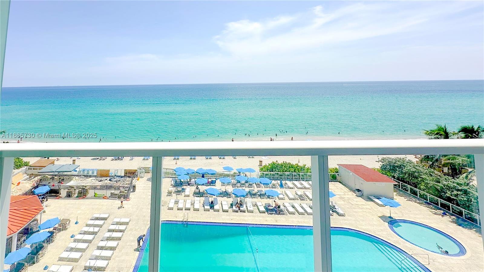 THE AVENTURA BEACH CLUB C - Residential