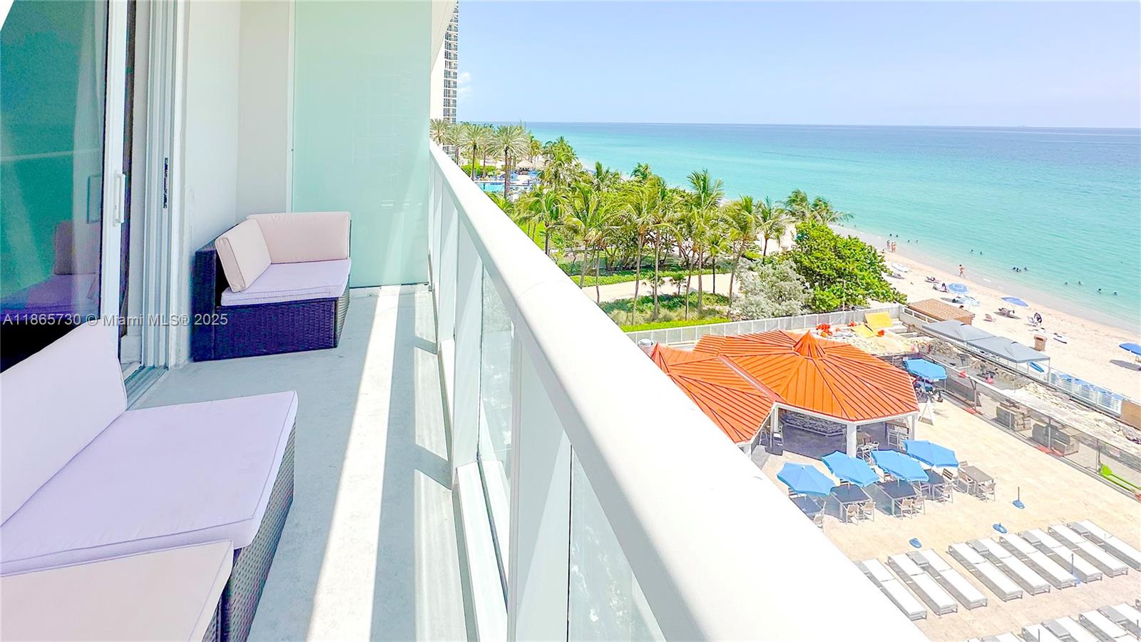 THE AVENTURA BEACH CLUB C - Residential