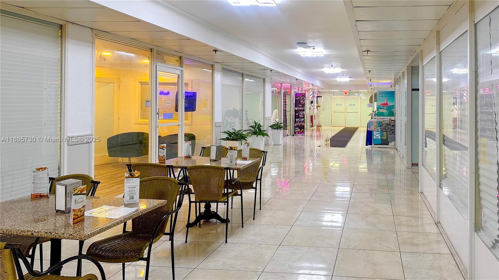 THE AVENTURA BEACH CLUB C - Residential