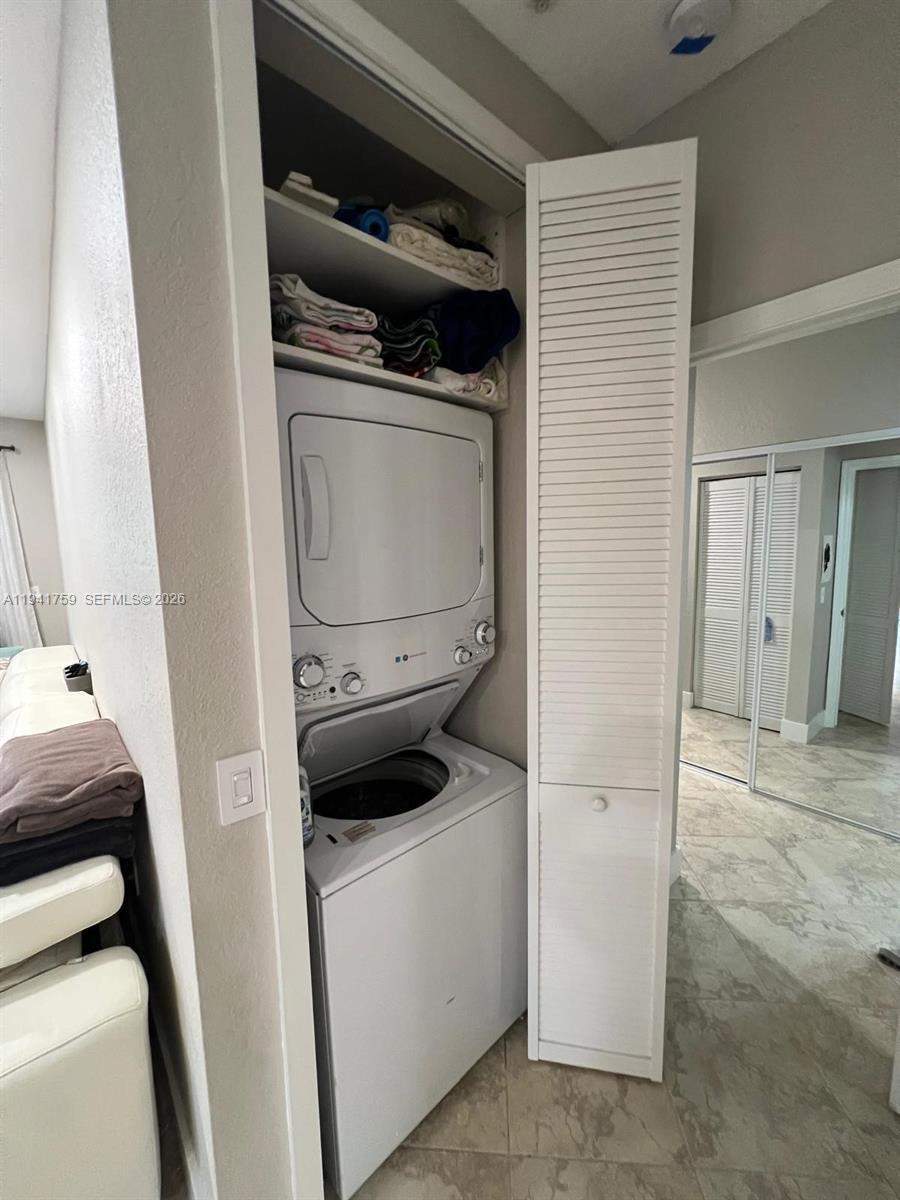 SEA OAKS CONDO - Residential