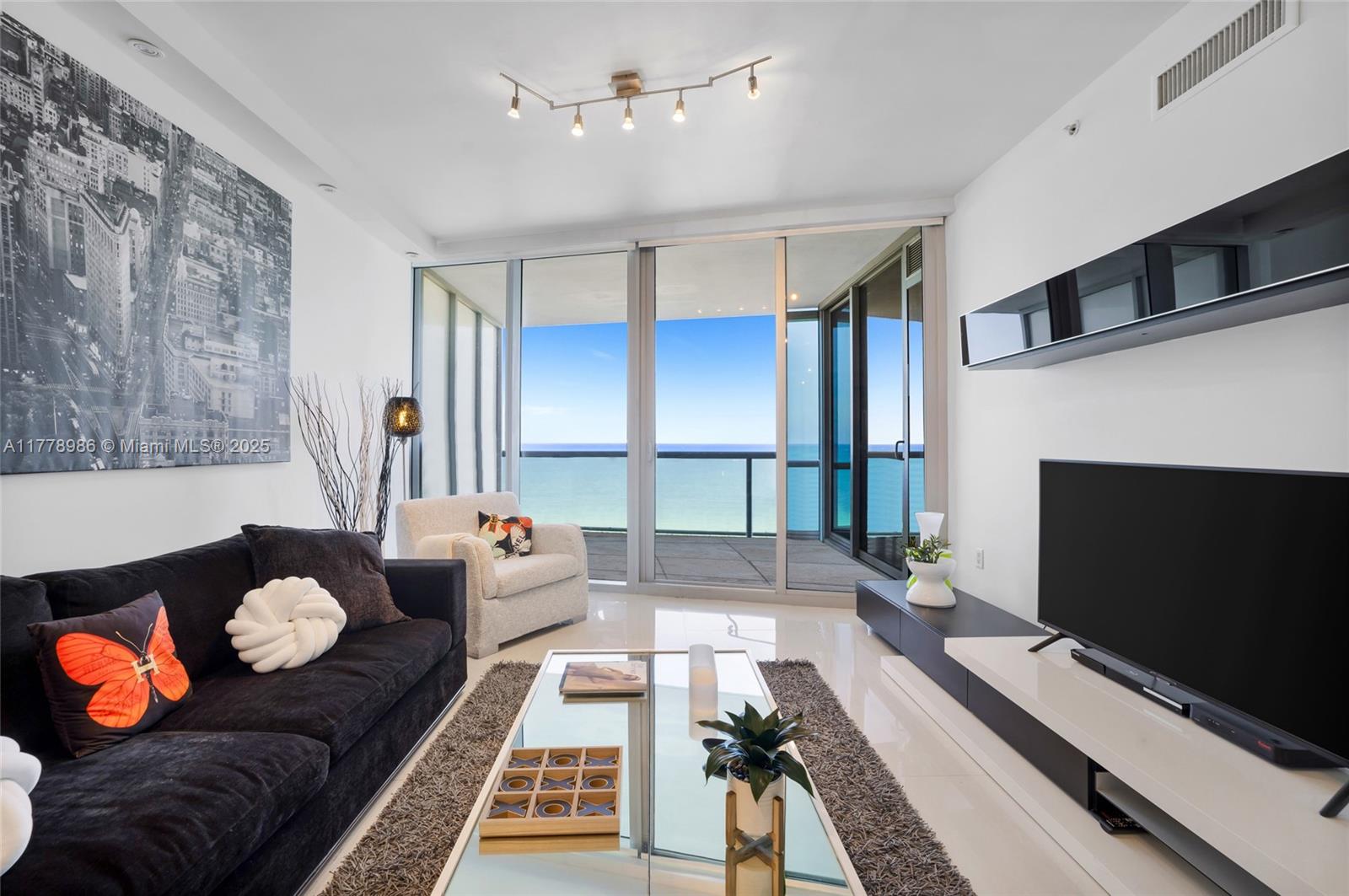 Rental Property at 17121 Collins Ave 1406, Sunny Isles Beach, Miami-Dade County, Florida - Bedrooms: 1 
Bathrooms: 2  - $6,500 MO.