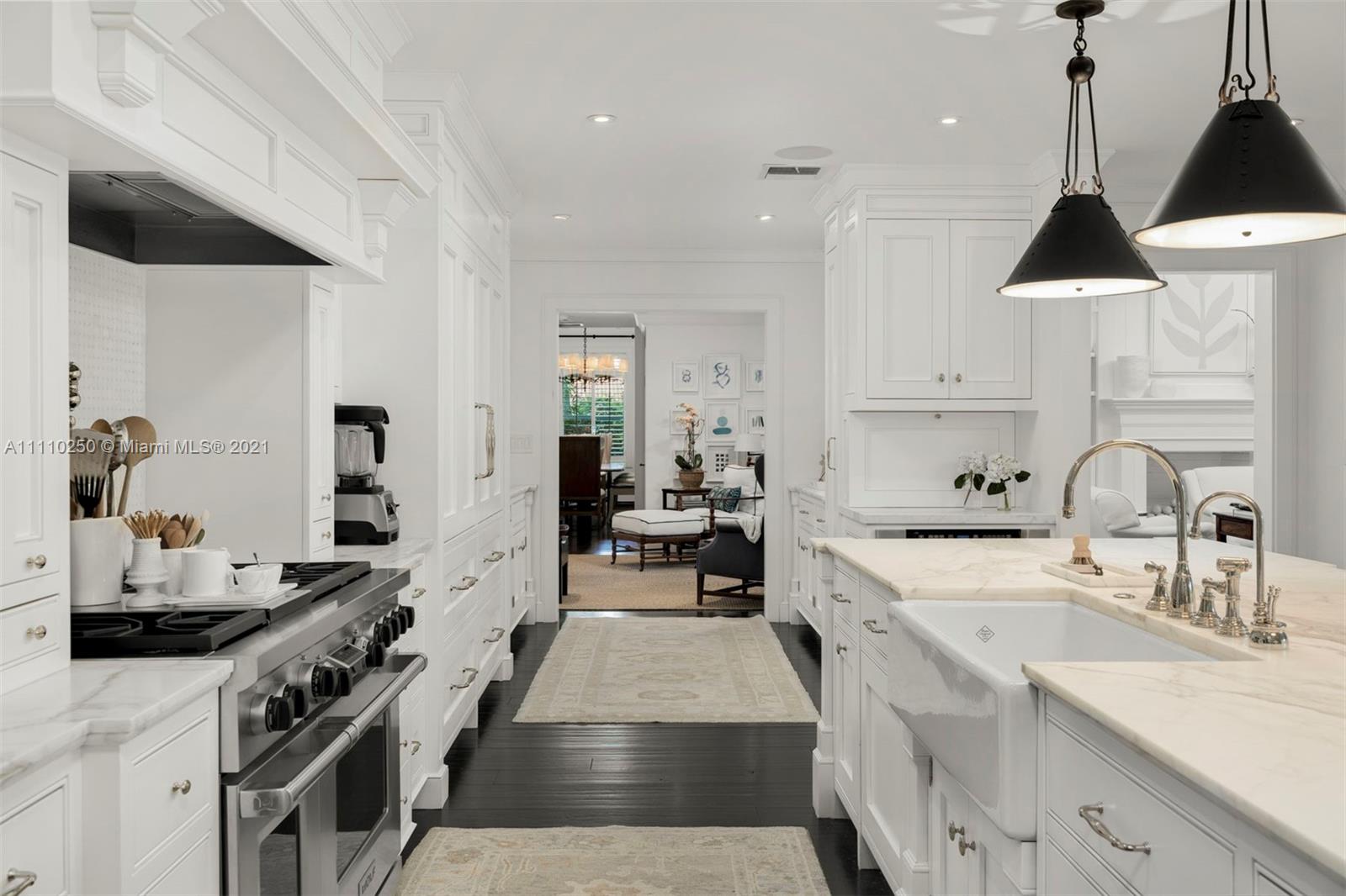 HELMS COUNTRY ESTATES ADD - Residential