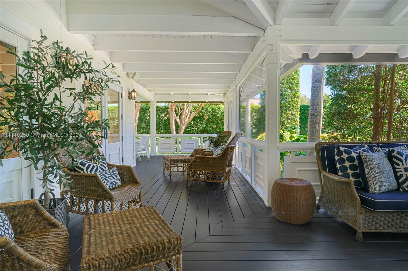 HELMS COUNTRY ESTATES ADD - Residential