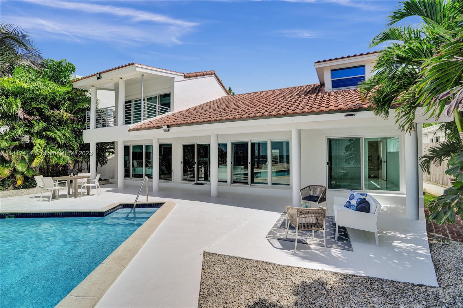 ISLE OF NORMANDY MIAMI VI - Residential