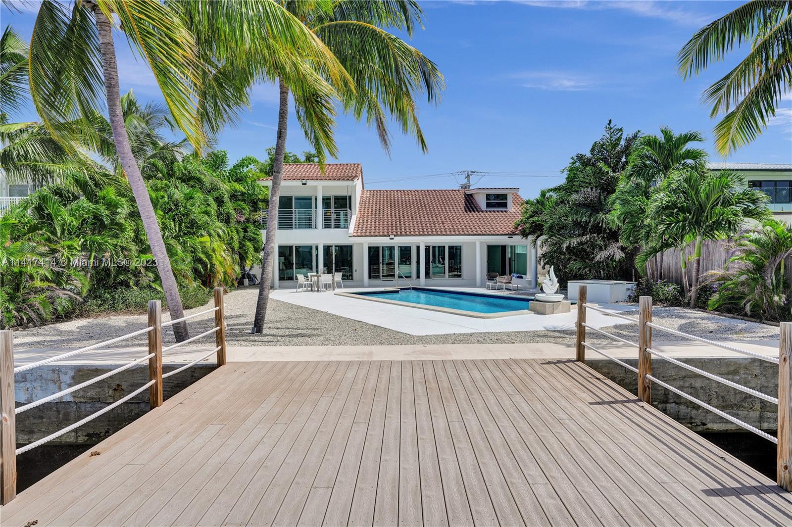 ISLE OF NORMANDY MIAMI VI - Residential