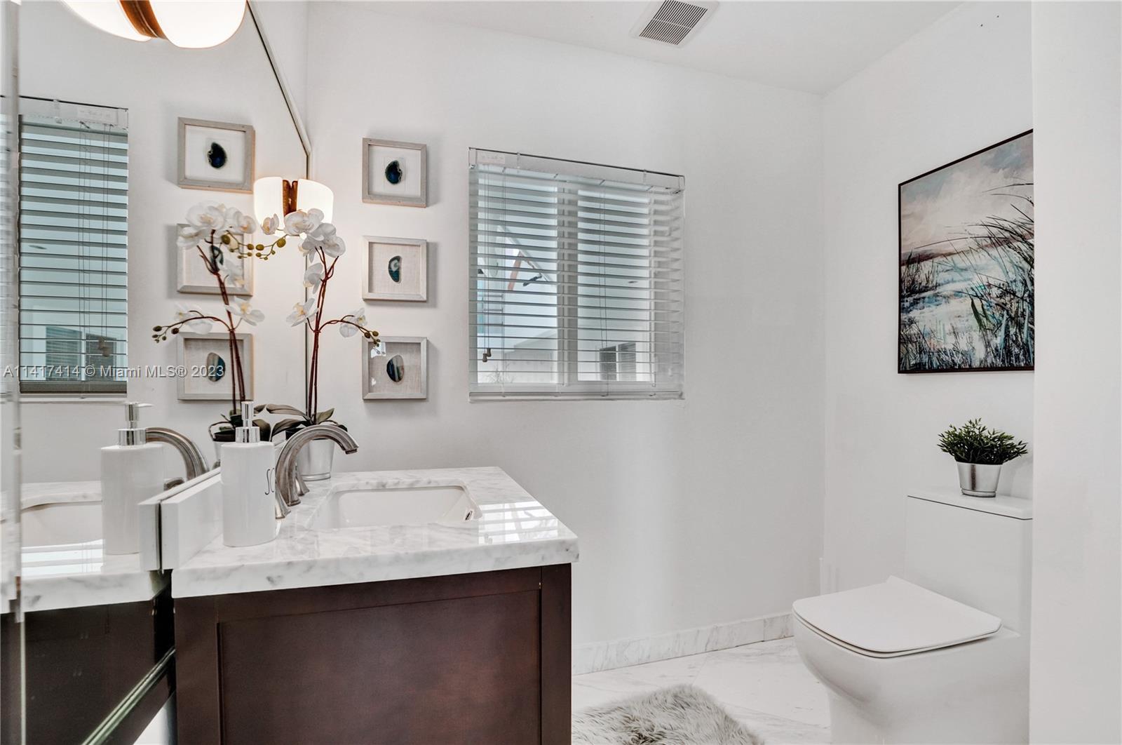 ISLE OF NORMANDY MIAMI VI - Residential