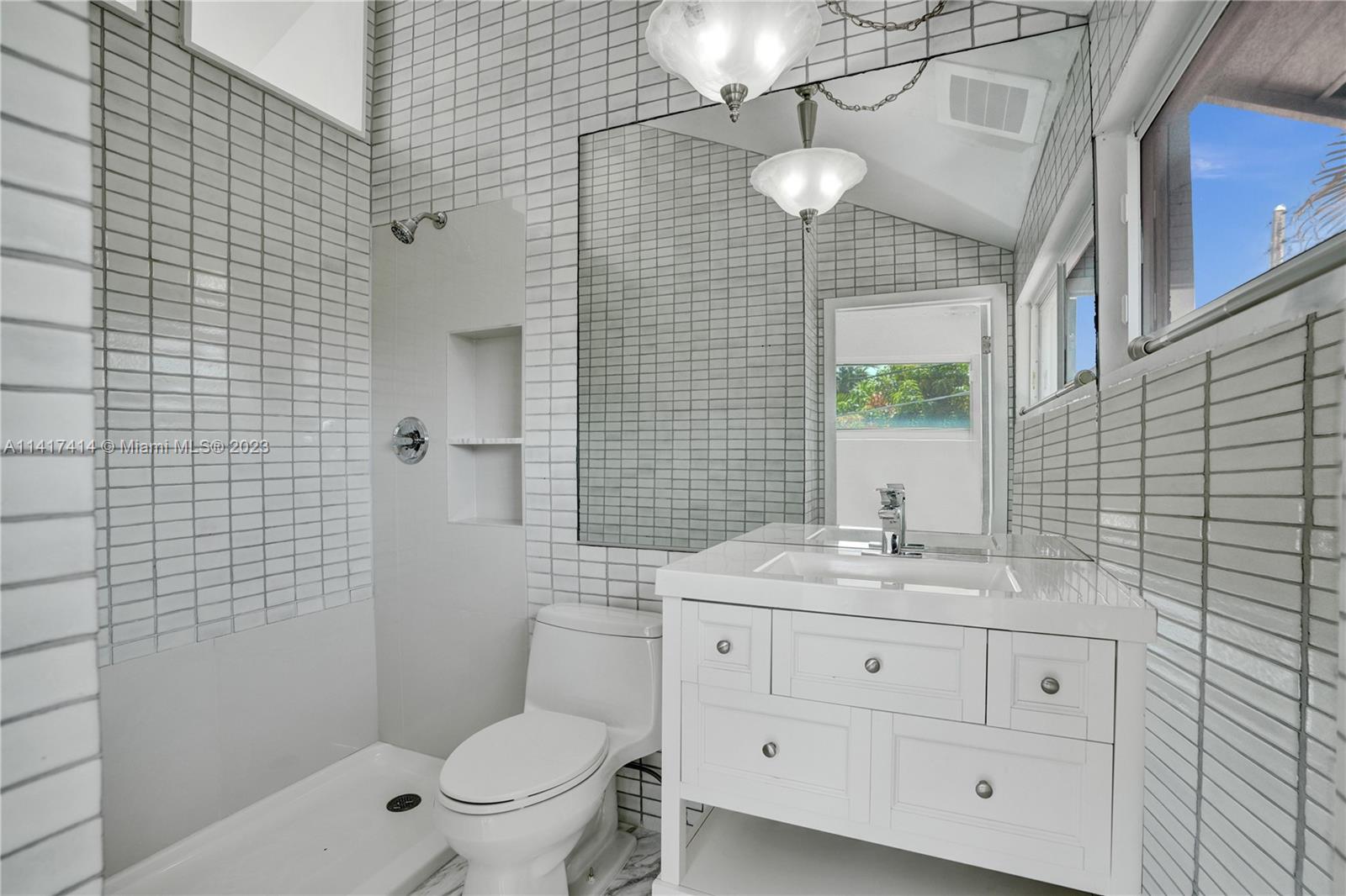 ISLE OF NORMANDY MIAMI VI - Residential